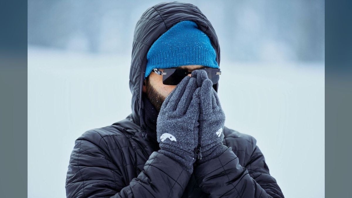 What to Wear on a Cold Snap in 2027 — figure 4