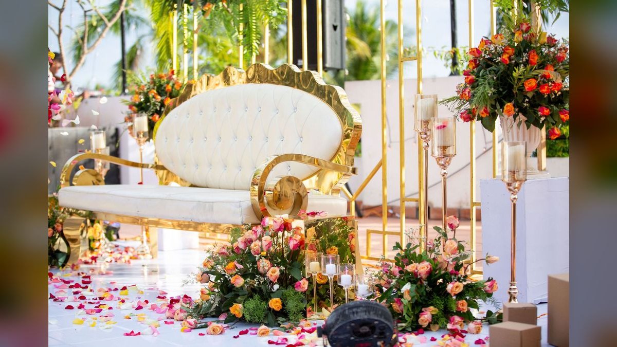 What to Wear as a Wedding Planner to a Greenhouse Wedding in 2027 — figure 1
