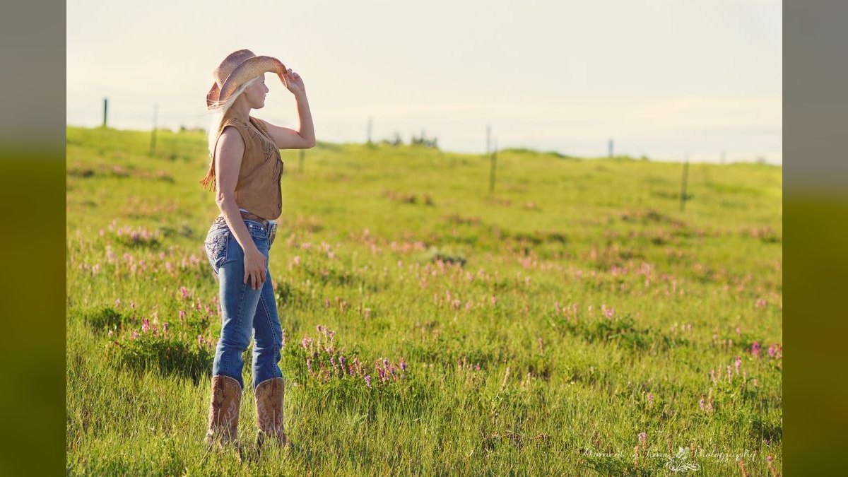 What to Wear to a Spring Country Club Wedding in 2027