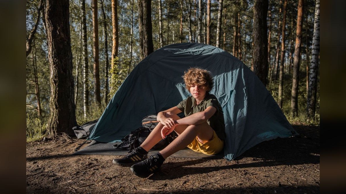 What to Wear to Camping in 2027 — figure 4