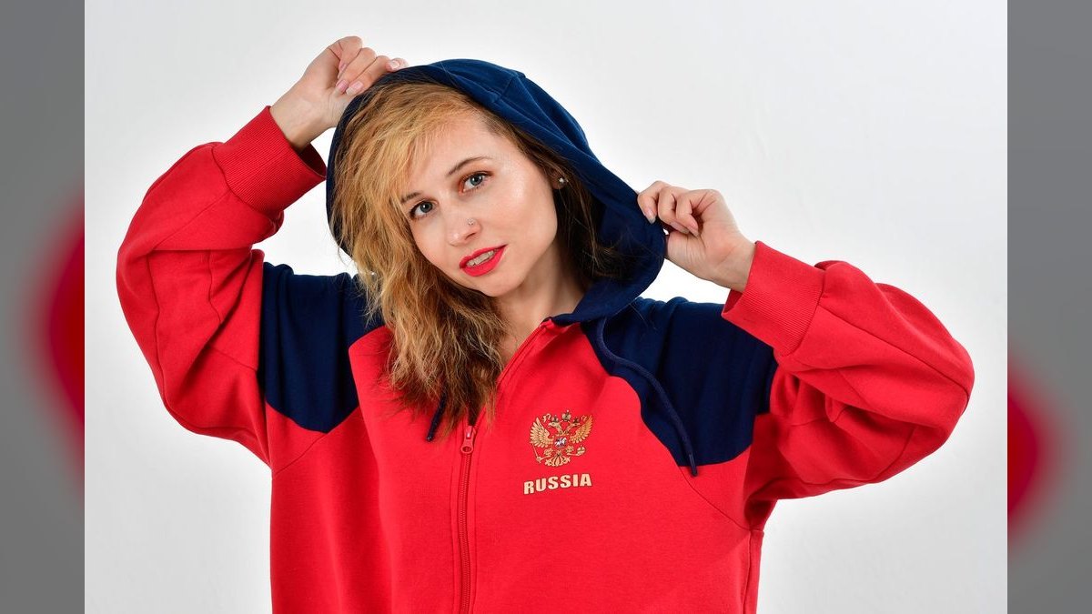 How to Wear Navy in 2027
