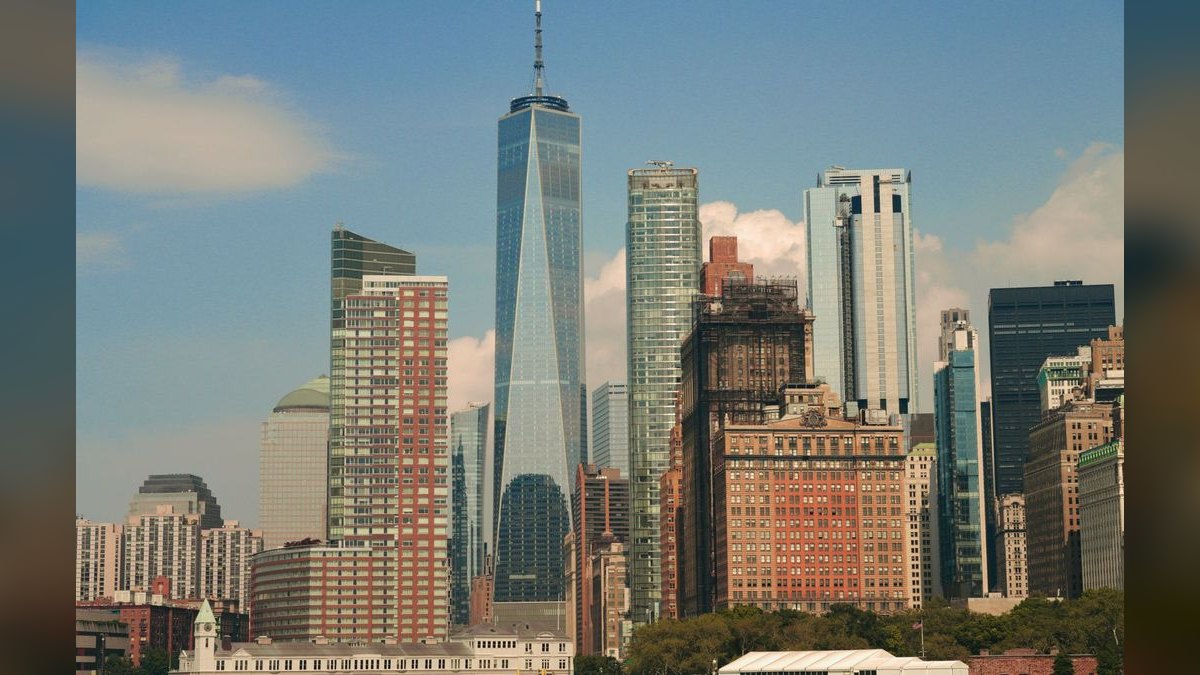 What to Wear in New York City in Summer in 2027