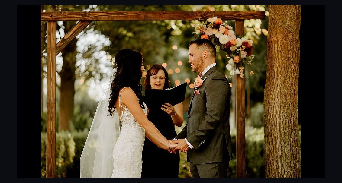 What to Wear as a Officiant to a Backyard Wedding in 2027