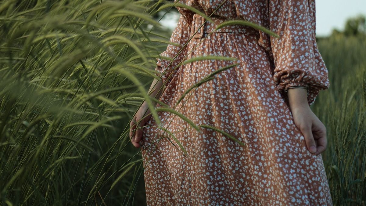 How to Wear Terracotta with a Maxi Dress in 2027 — figure 3