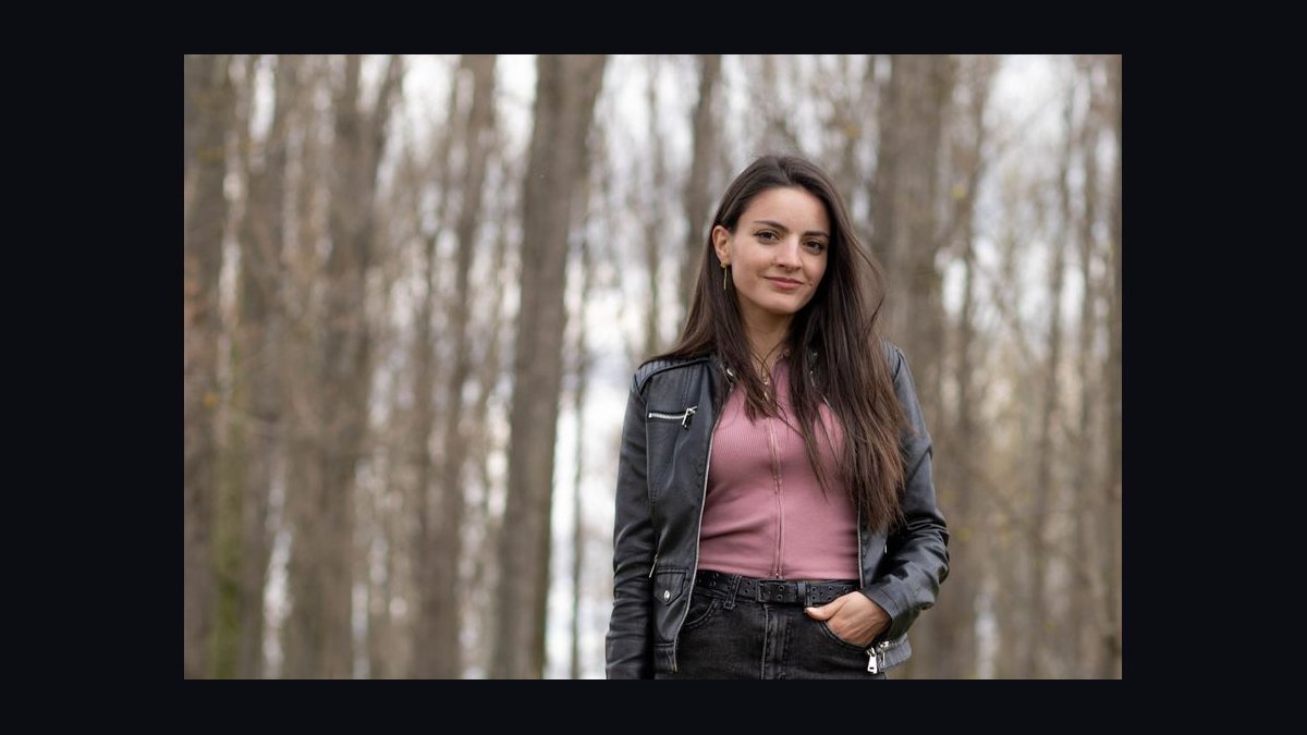 How to Wear Dusty Rose with Cargo Pants in 2027
