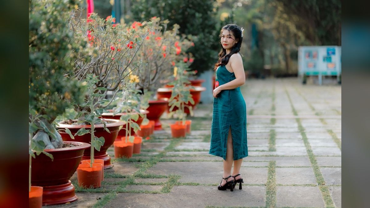 How to Wear Teal with a Pleated Skirt in 2027 — figure 5