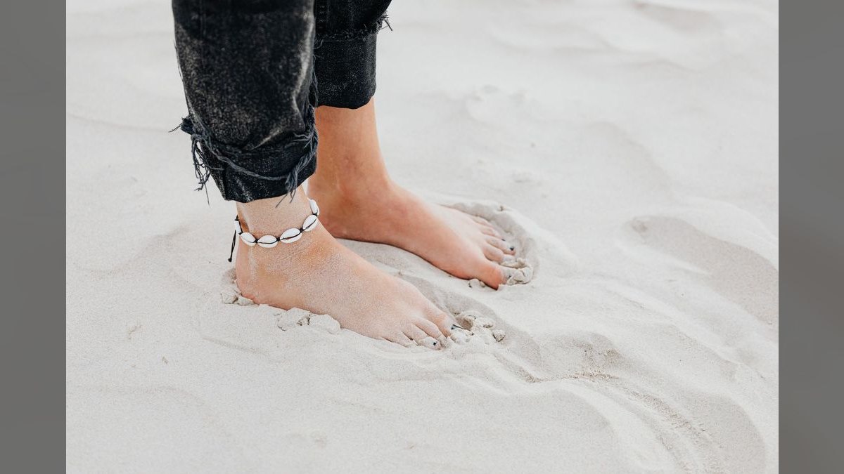 How to Wear Cream with Ankle Boots in 2027