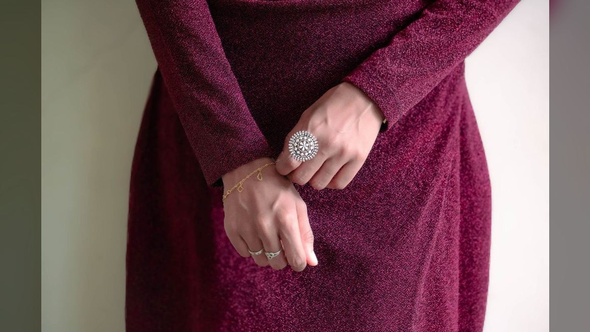 How to Wear Maroon with Wide-Leg Pants in 2027 — figure 3