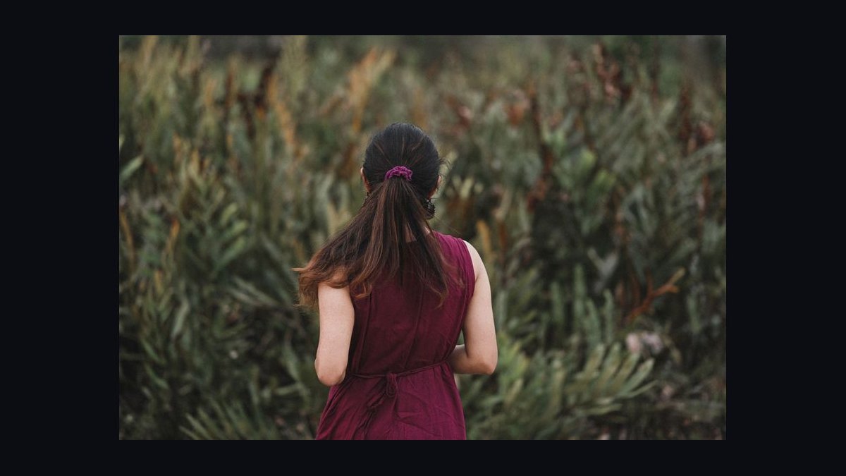 How to Wear Maroon with Linen Pants in 2027 — figure 3