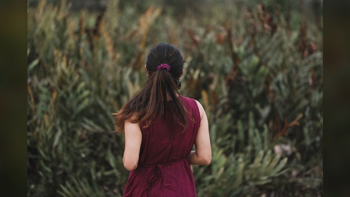 How to Wear Maroon with Linen Pants in 2027
