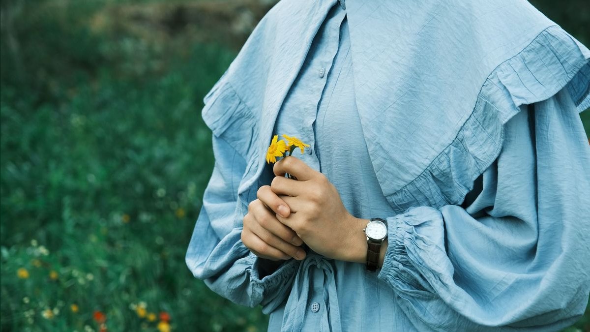 How to Wear Slate Blue with a Maxi Dress in 2027