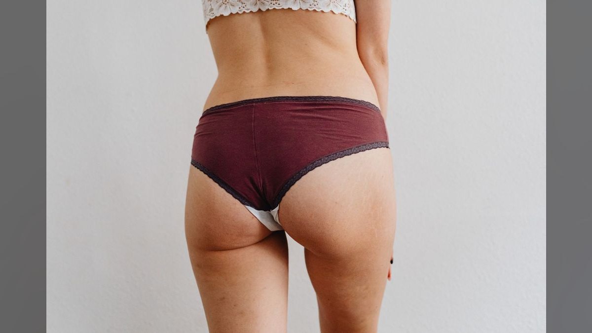 How to Wear Burgundy in Spring in 2027