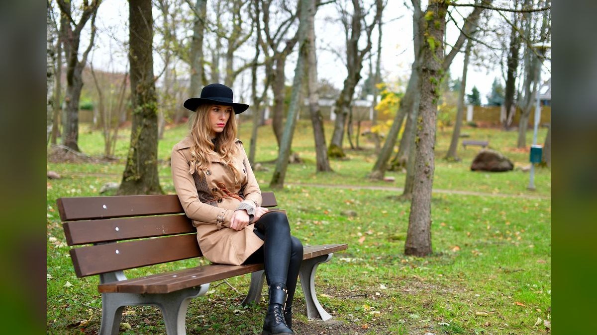 How to Wear All Black in Fall in 2027 — figure 3