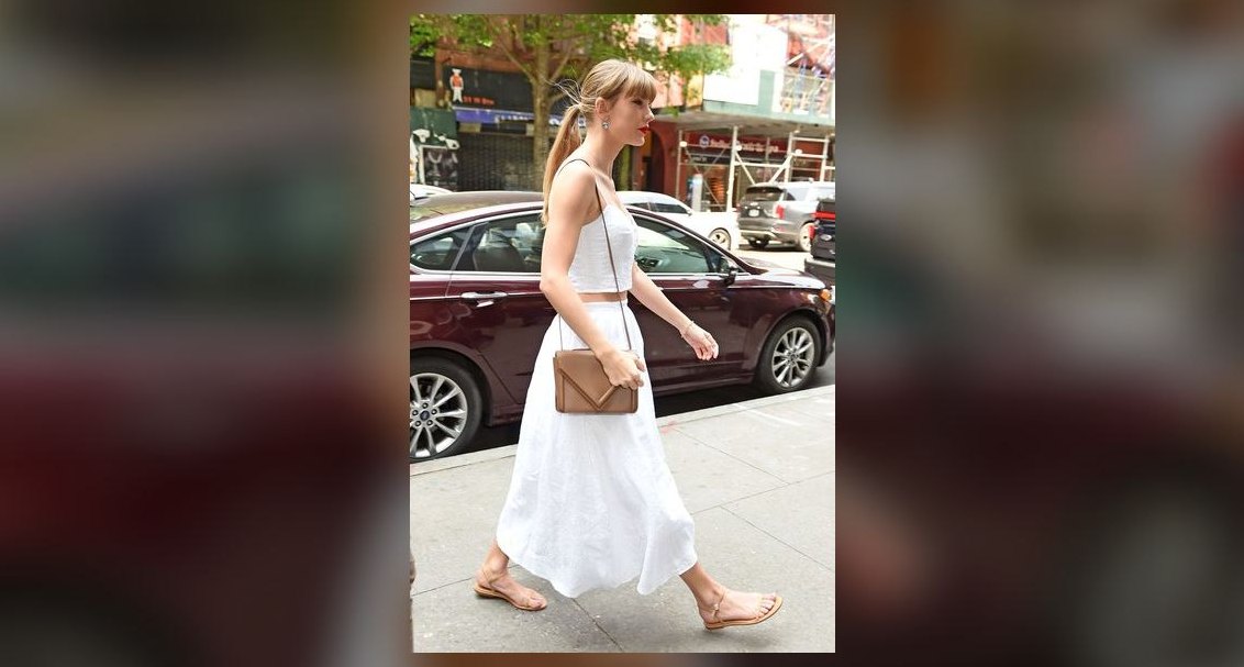 How to Wear Head-to-Toe White in Summer in 2027
