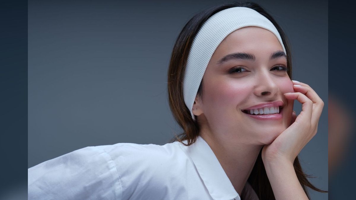 How to Wear Head-to-Toe White in Winter in 2027