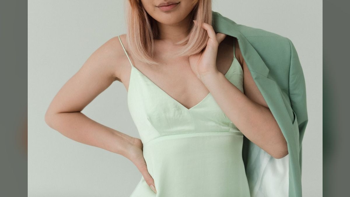 How to Wear Sage Green in Spring in 2027 — figure 1