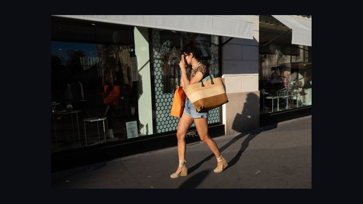 How to Wear Terracotta in Summer in 2027 — figure 1