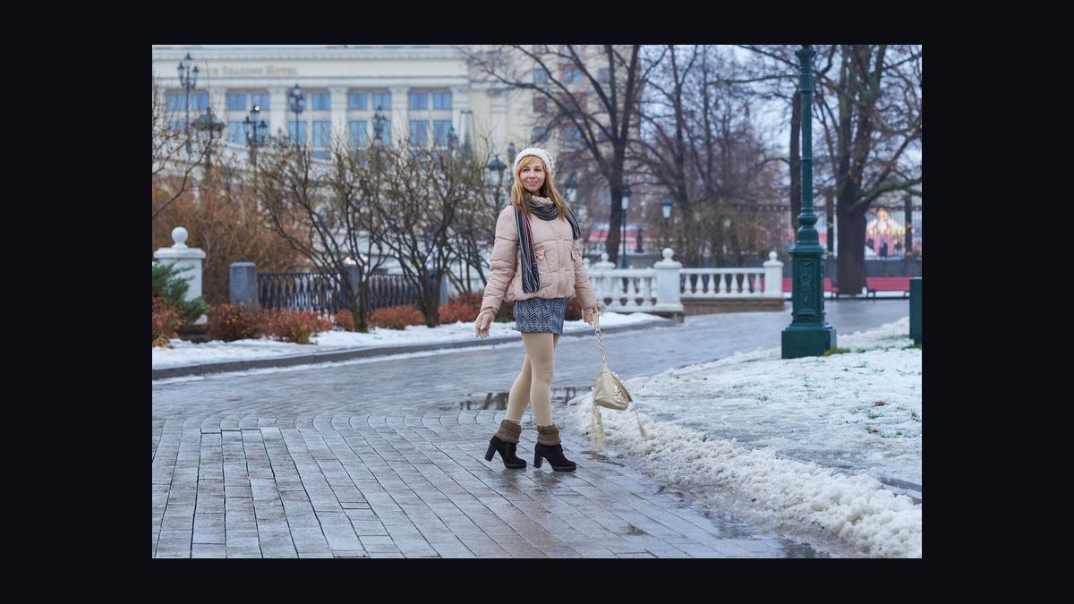 How to Wear Terracotta in Winter in 2027 — figure 1