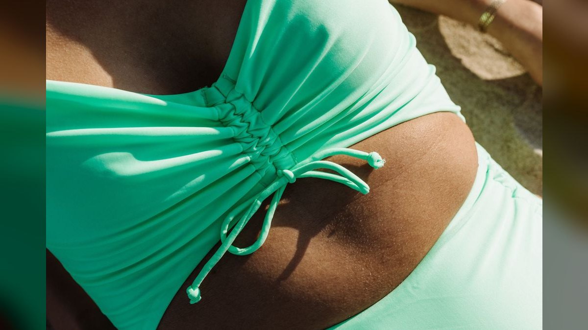 How to Wear Teal in Summer in 2027