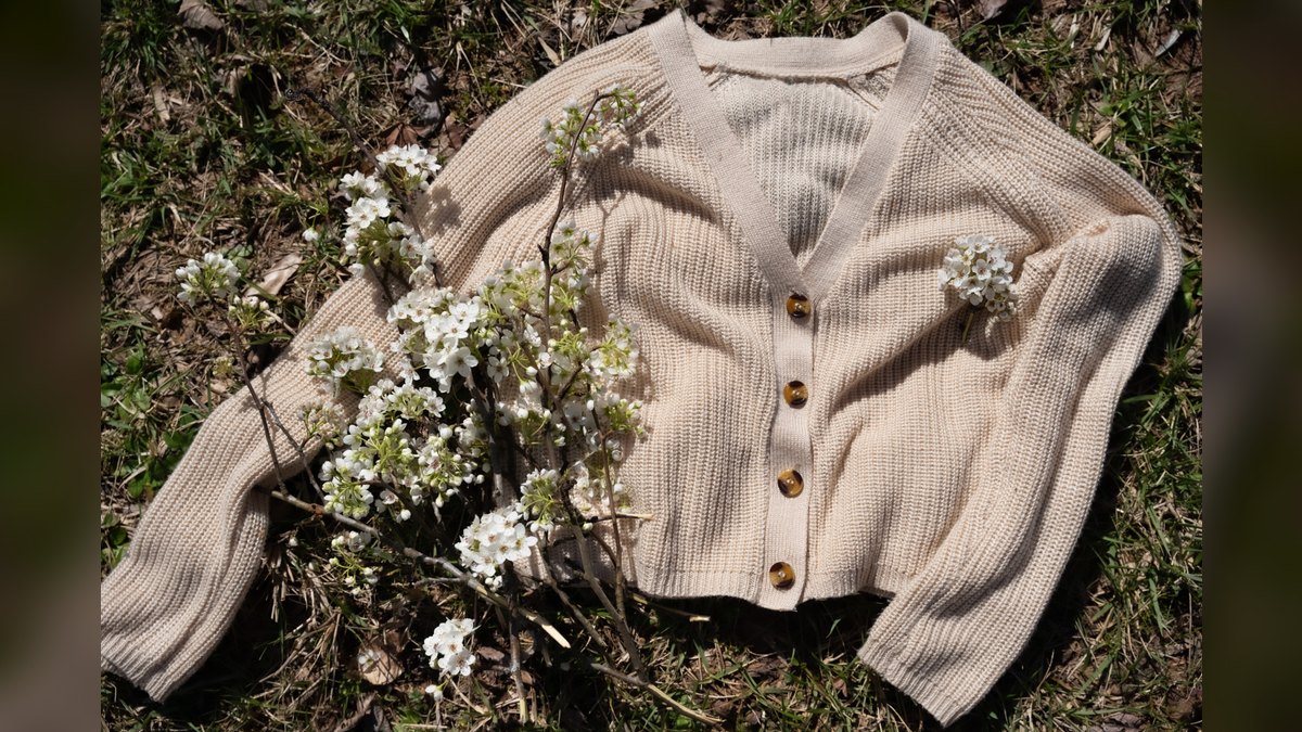 How to Wear Cream in Spring in 2027