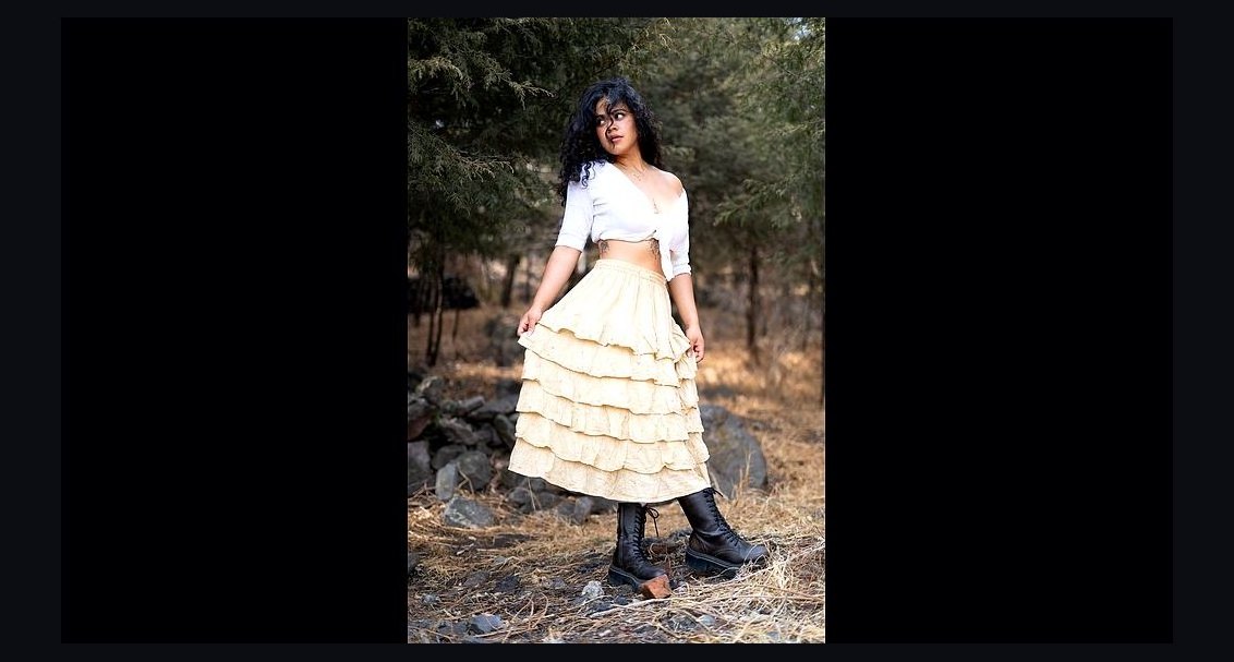 Top 10 Midi Skirt Outfits for Spring in 2027