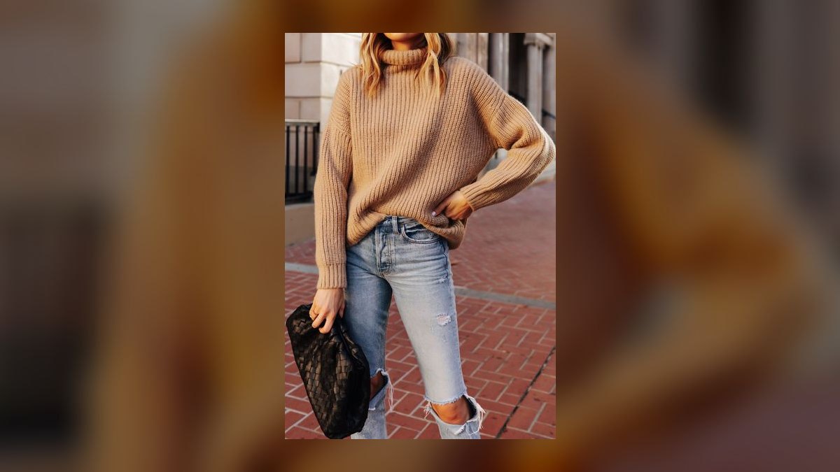 How to Style a Turtleneck in Fall in 2027 — figure 1