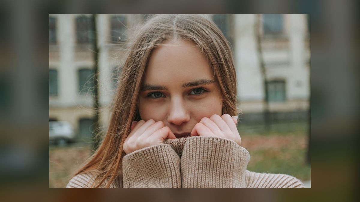 How to Style a Turtleneck in Fall in 2027 — figure 8