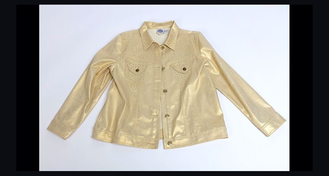 How to Style a Denim Jacket in Spring in 2027