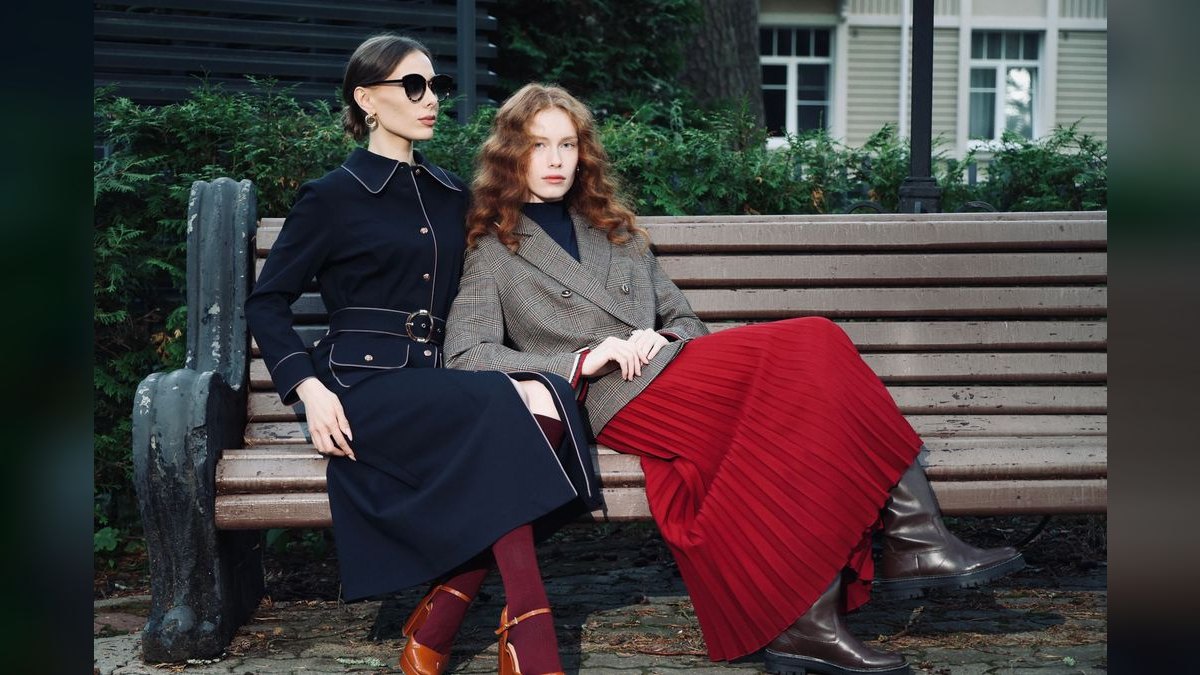 How to Style a Pleated Skirt in Fall in 2027 — figure 5