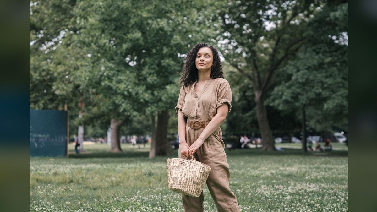How to Style a Jumpsuit in Spring in 2027 — figure 4