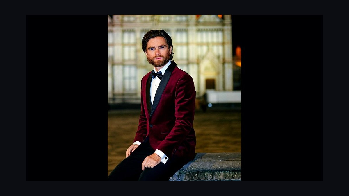 Top 10 Blazer Outfits for a Wedding in 2027 — figure 9