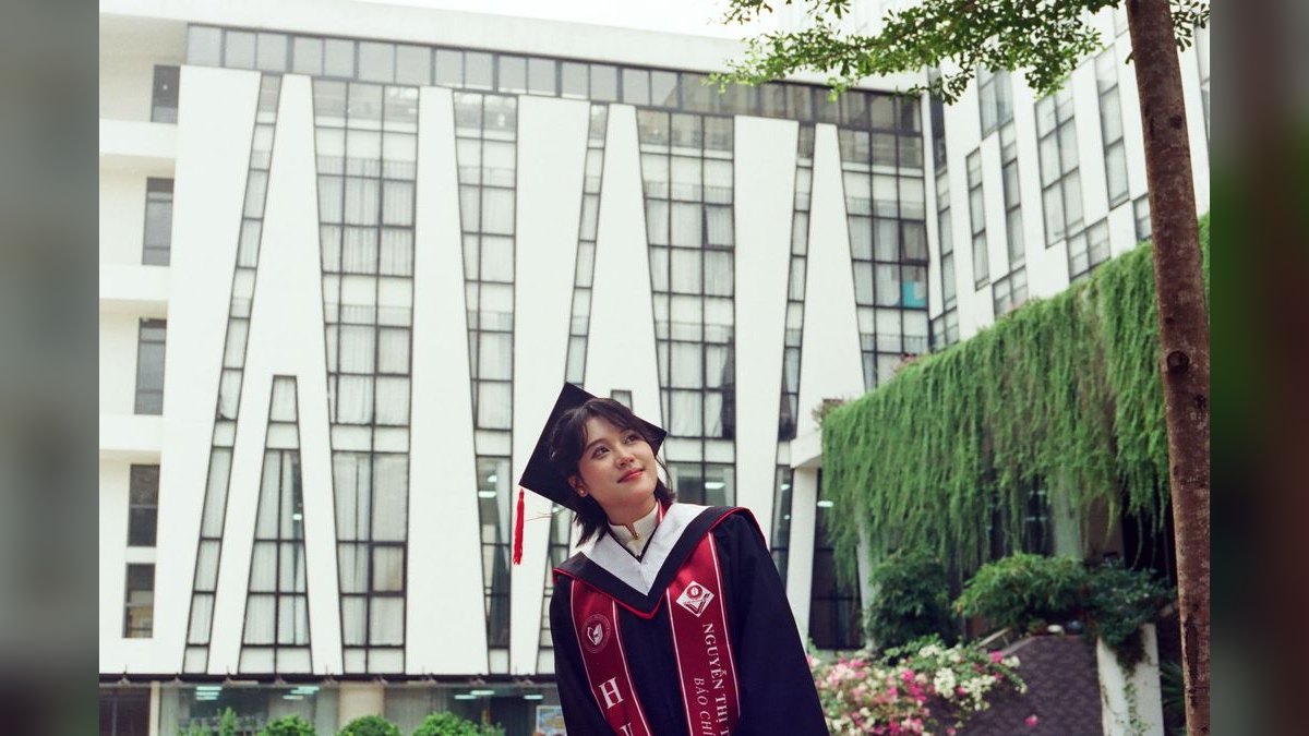 How to Style a Blazer for a Graduation in 2027 — figure 5