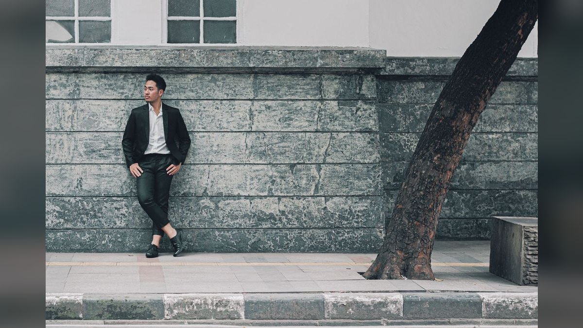 How to Style a Blazer for a Cocktail Party in 2027 — figure 4