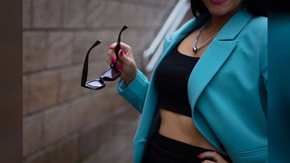 How to Style a Blazer for Brunch in 2027 — figure 2
