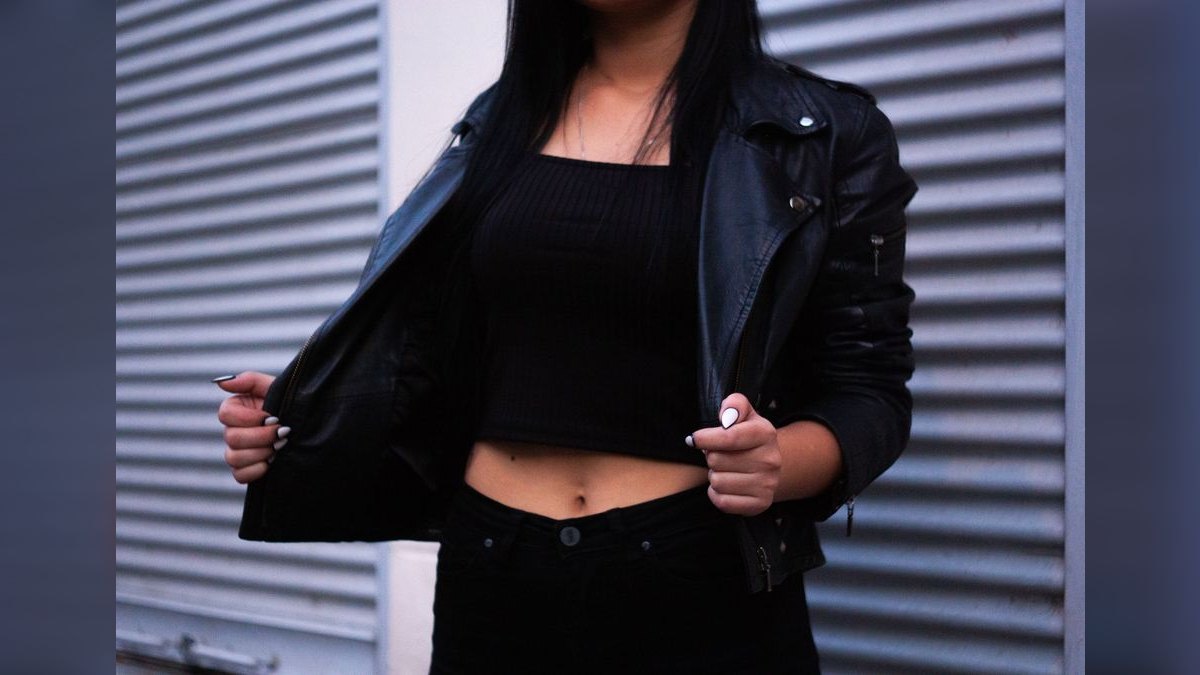 How to Style a Leather Jacket for a First Date in 2027