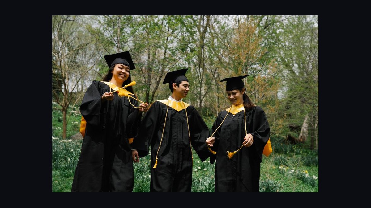 How to Style a Leather Jacket for a Graduation in 2027 — figure 2