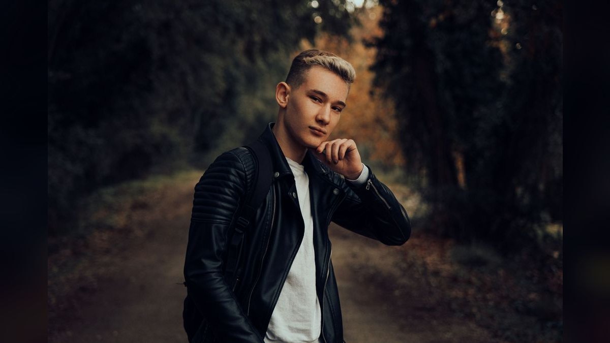 How to Style a Leather Jacket for a Retirement Party in 2027