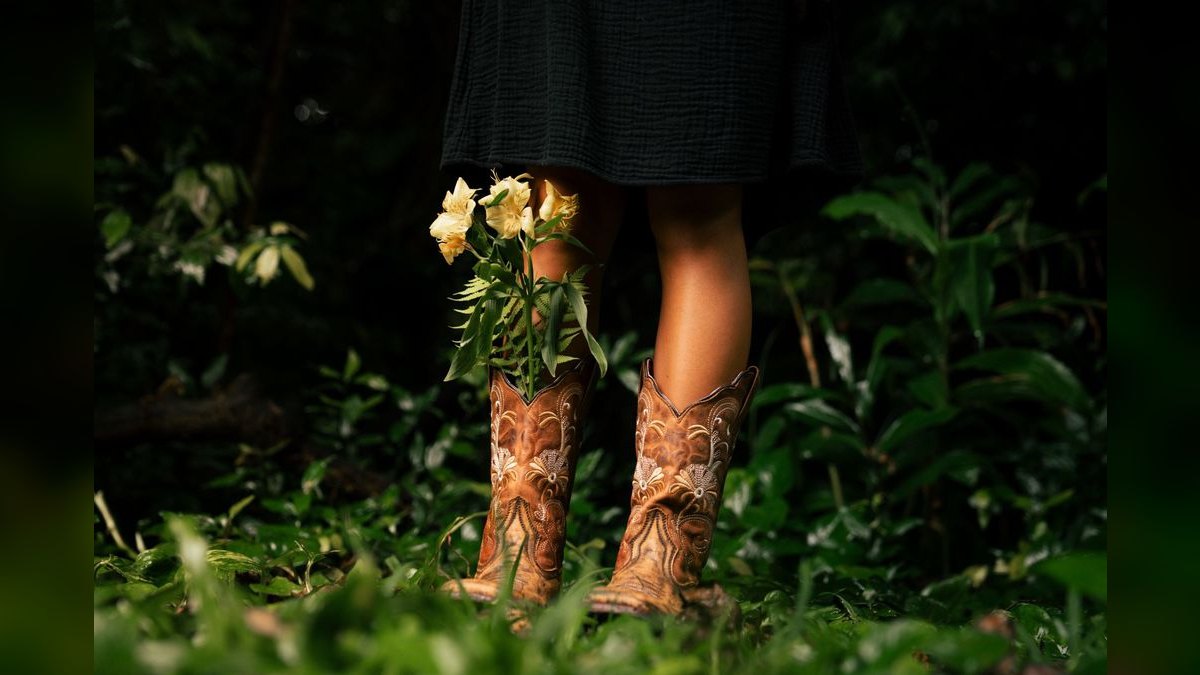 How to Style Cowboy Boots for a Cocktail Party in 2027