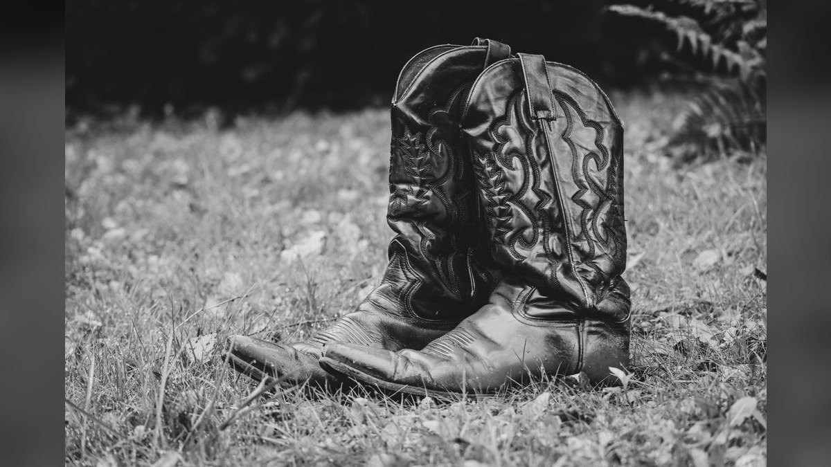 How to Style Cowboy Boots for a Wine Tasting in 2027