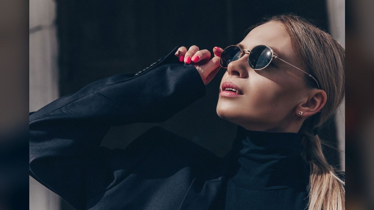 How to Style a Turtleneck for a Cocktail Party in 2027 — figure 3