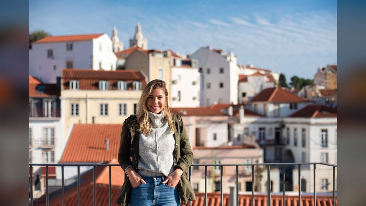 How to Style a Turtleneck for a Rooftop Party in 2027