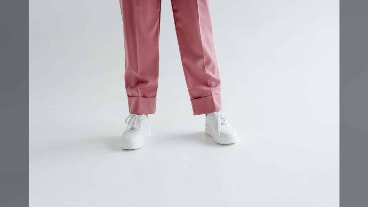 How to Style Linen Pants for a Reunion in 2027 — figure 1