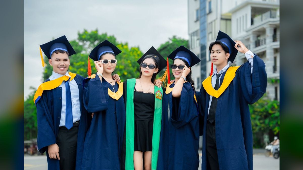 How to Style Loafers for a Graduation in 2027