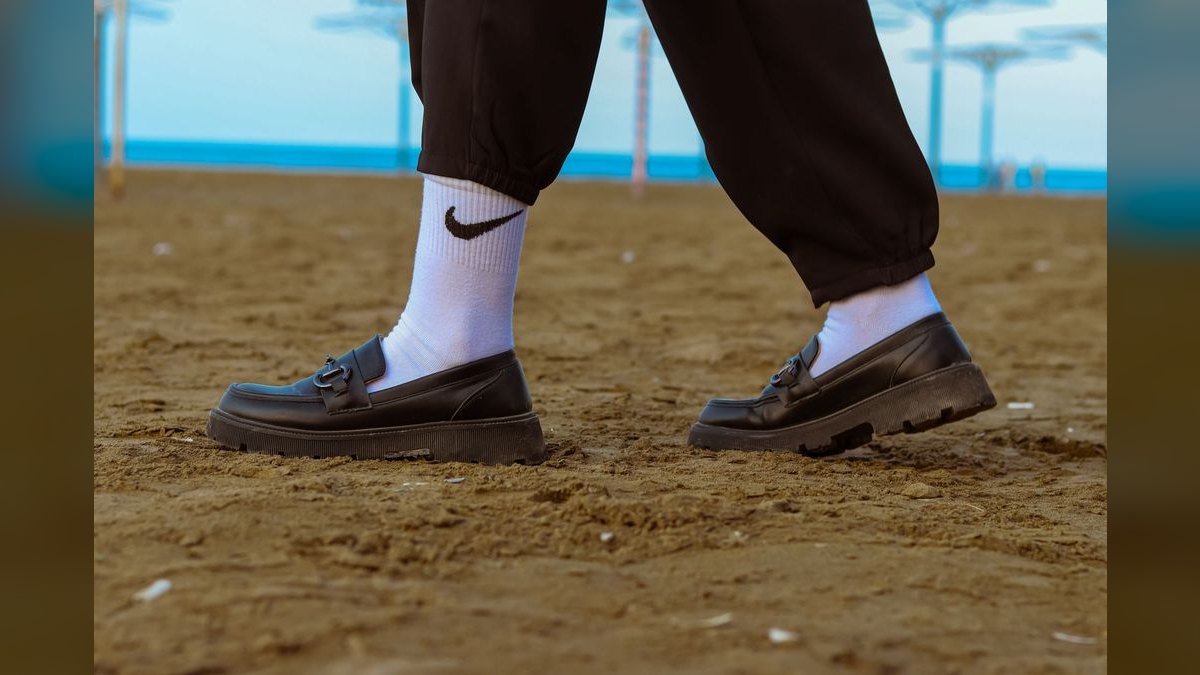 How to Style Loafers for a Rooftop Party in 2027