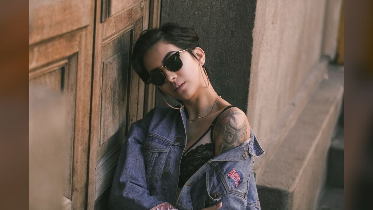 How to Style a Denim Jacket for a Networking Event in 2027