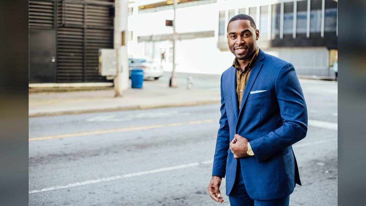 How to Style a Blue Suit for a Gala in 2027 — figure 3