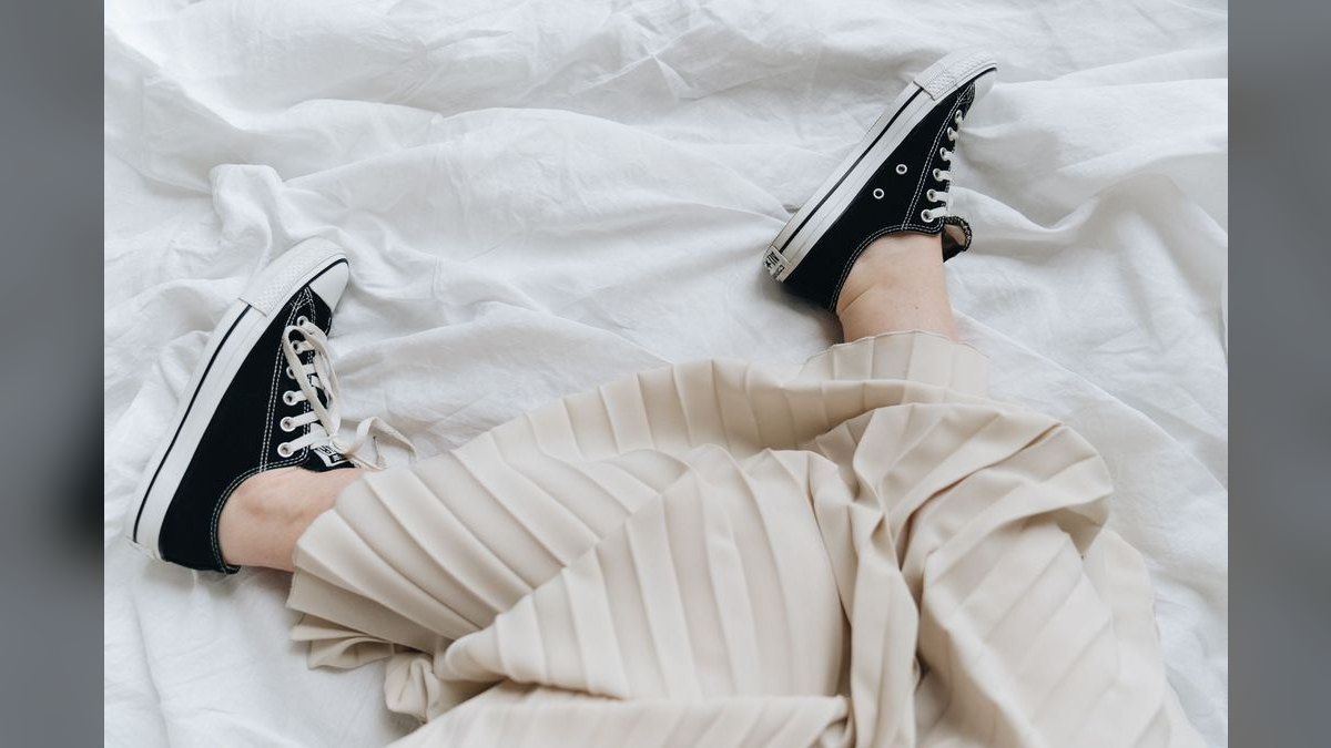 How to Style a Pleated Skirt for a Job Interview in 2027