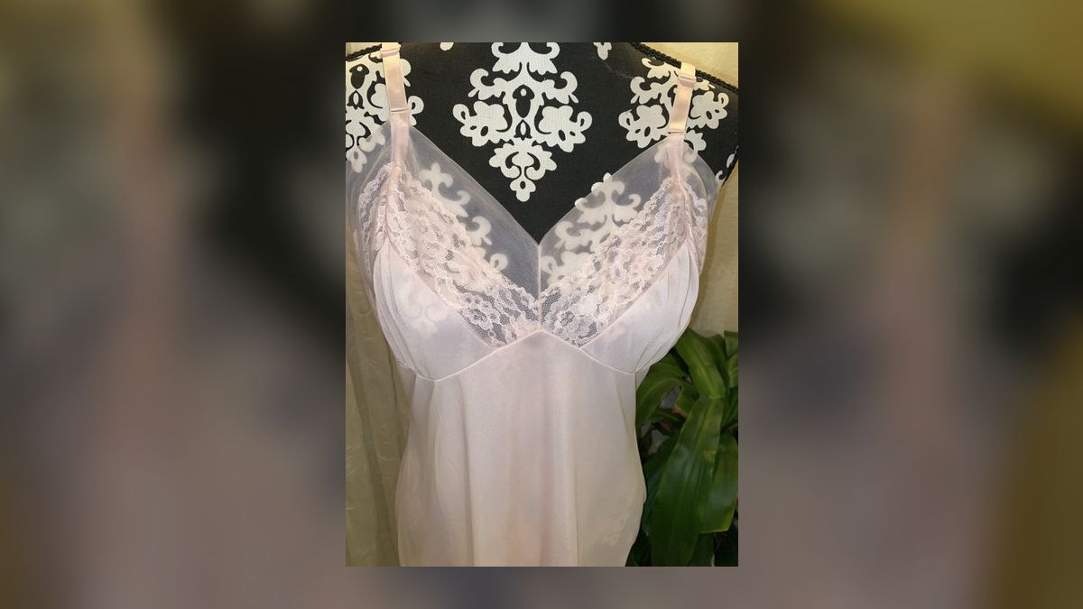 How to Style a Pleated Skirt for a Bridal Shower in 2027