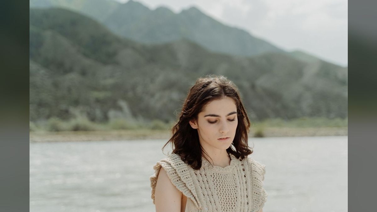 How to Style a Knit Vest for a Networking Event in 2027
