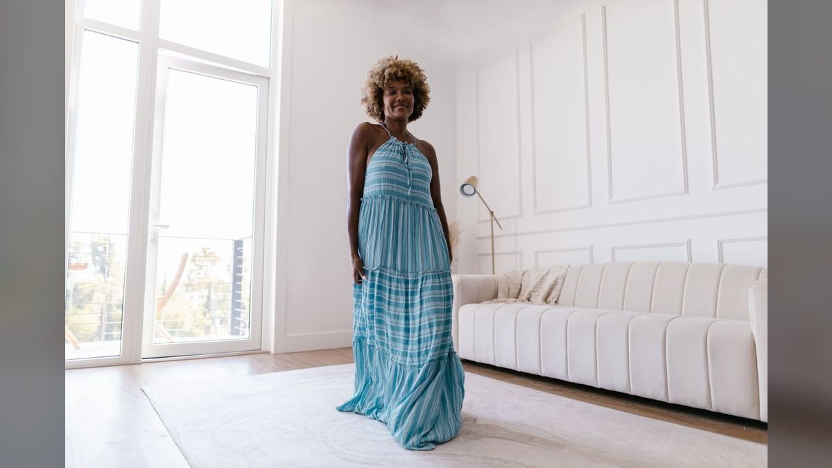 How to Style a Maxi Dress for a Graduation in 2027